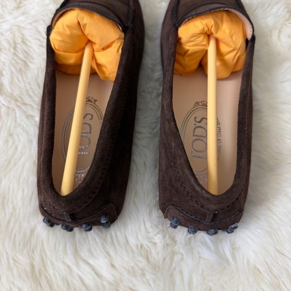 Tod’s Gommino Loafers in Suede brown brand new size 35 - Picture 10 of 16